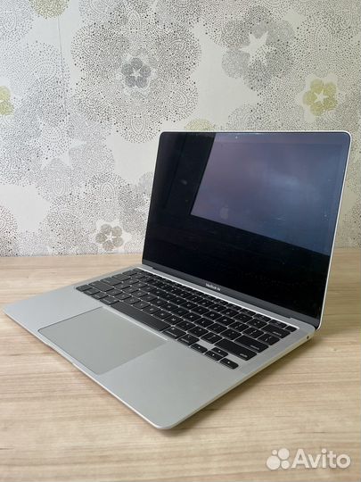 Macbook air 13 2020 Intel Core i3