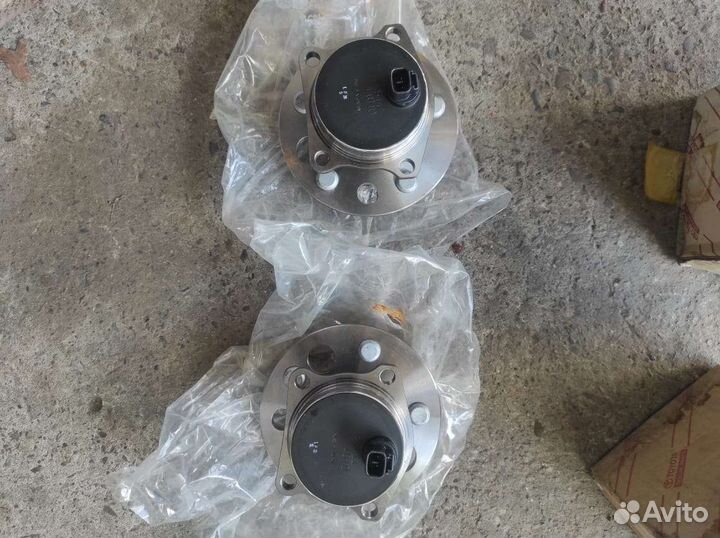 Ступица задняя Toyota ipsum, Nadia, Picnic