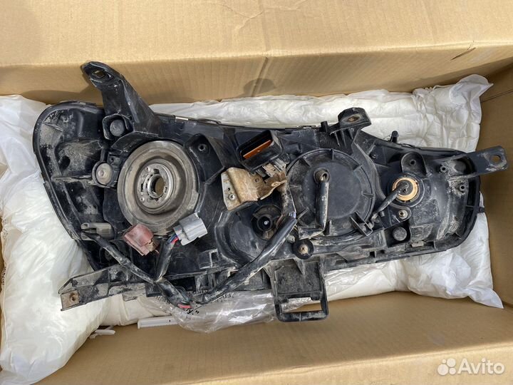 Фары на lancer 10