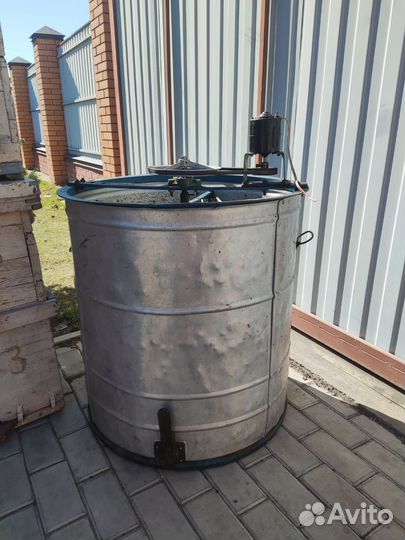 Медогонка 4 рамочная