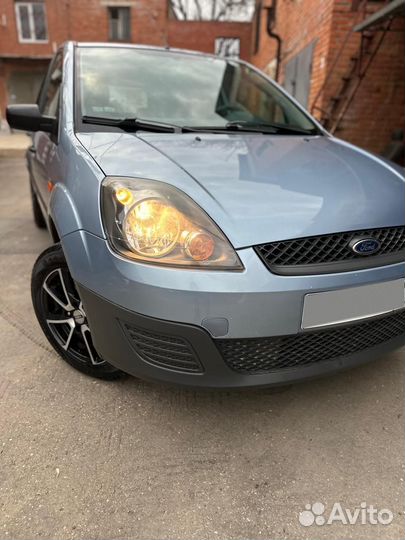 Ford Fiesta 1.4 МТ, 2006, 136 705 км