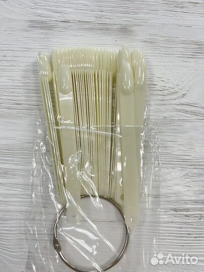 Типсы на кольце