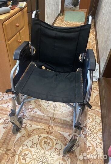 Инвалидная коляска