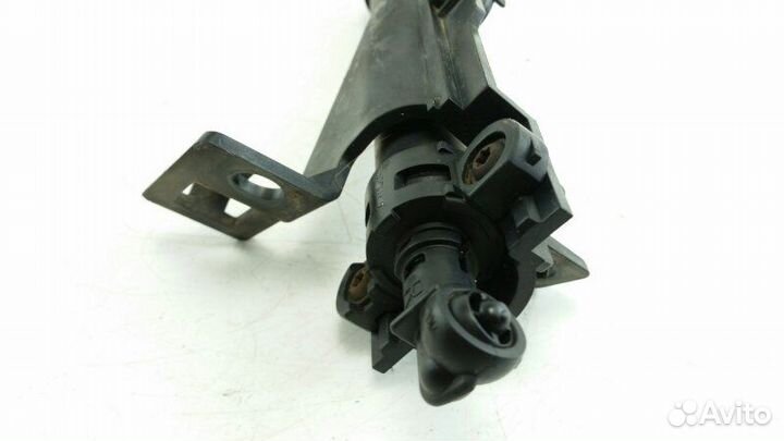 Форсунка омывателя фары правая Land Rover Range