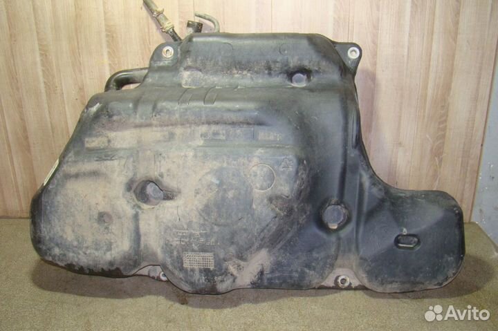 Бак топливный Toyota Corolla (E180)