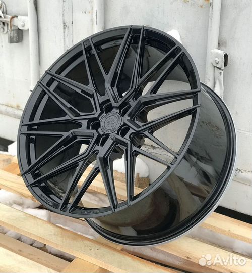 Кованые диски Gard 22x10.5 5x112 Audi Q7 Q8 RS7