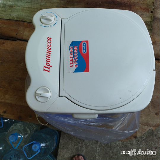 Продам стиральную машинку