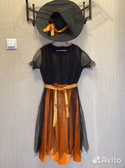Продам костюм ведьмочки, тыковки на хэллоуин