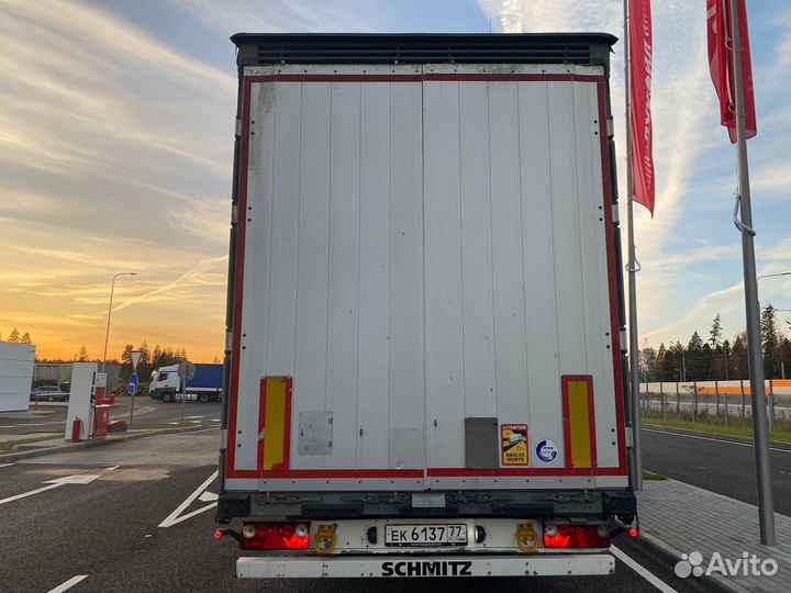 Полуприцеп шторный Schmitz Cargobull 9084, 2017