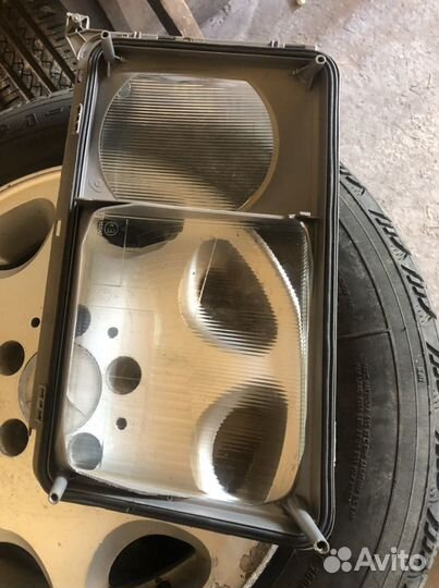 Стекло фары hella