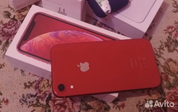 iPhone xr 64gb red