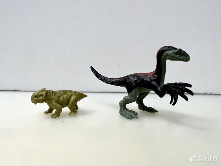 Фигурки Мини динозавров Jurrasic World