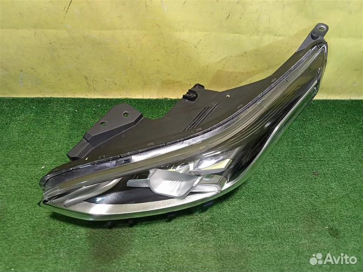 Фара левая LED Kia Cerato 4 BD 2018