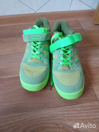Adidas forum low grinch