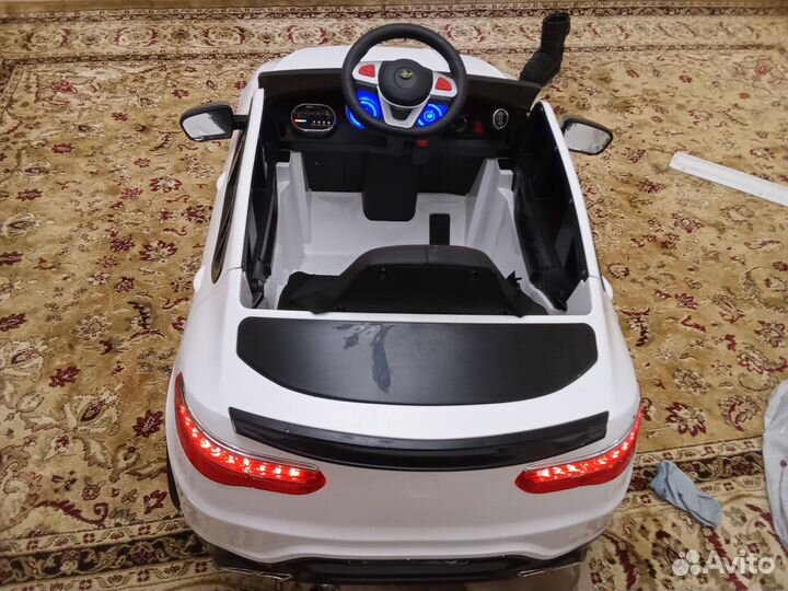 Электромобиль