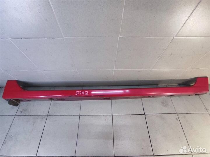 Накладка порога правого наружная Mazda 3 (BK) 2008