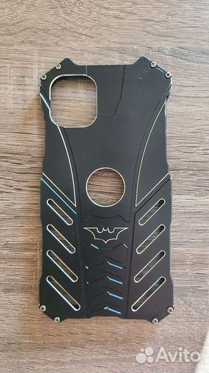 Бампер на iPhone 11