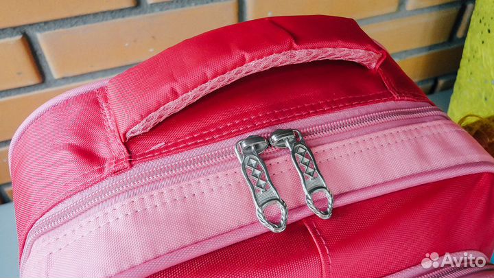 Рюкзак школьный для девочки новый