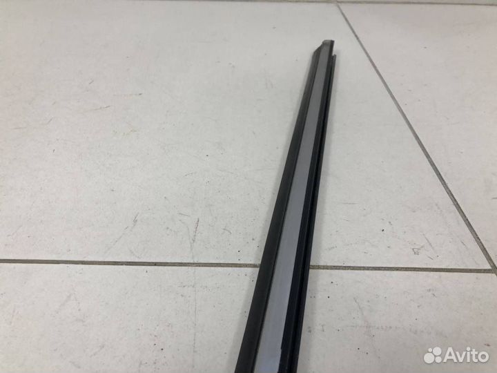 Накладка стекла переднего правого Chery Tiggo T11