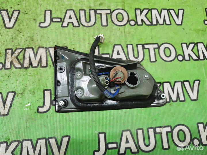 Фонарь задний Lexus IS