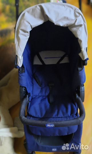 Прогулочная коляска chicco