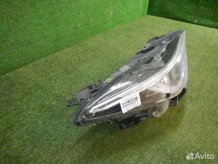 Фара правая Infiniti QX30 (2015-2019) ксенон