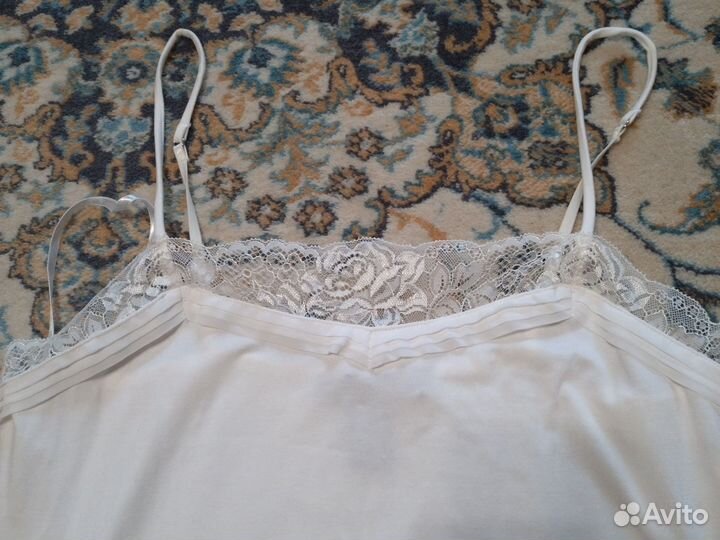 Майка -топ White House