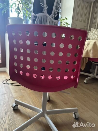 Стул IKEA на колесиках