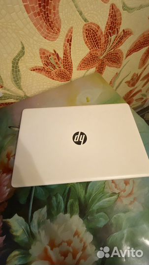 Hp laptop 15-db05 11 ur