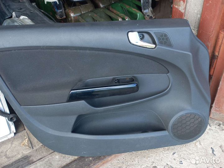 Opel Corsa D (06-11) карты-обшивки дверей