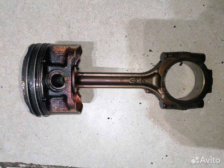 Поршень c шатуном Nissan Teana J32 VQ25DE