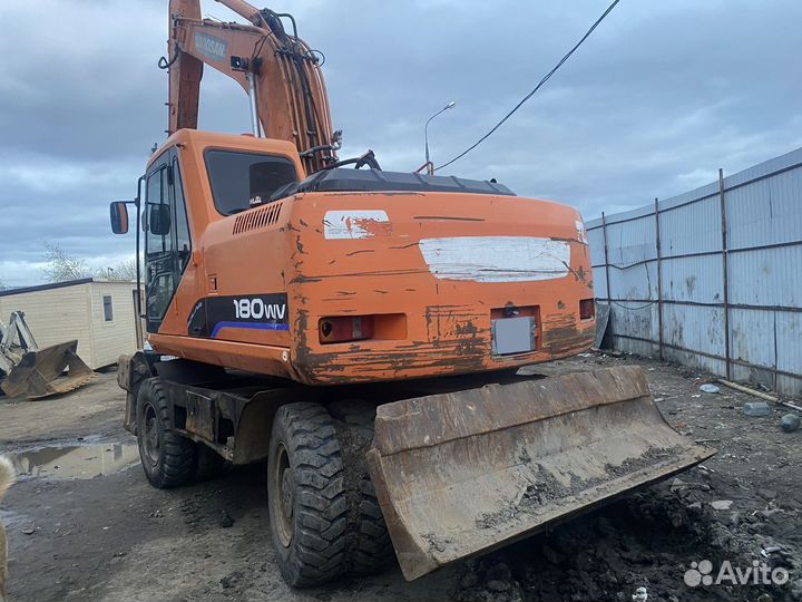 Колёсный экскаватор DOOSAN Daewoo SOLAR 180W-V, 2012