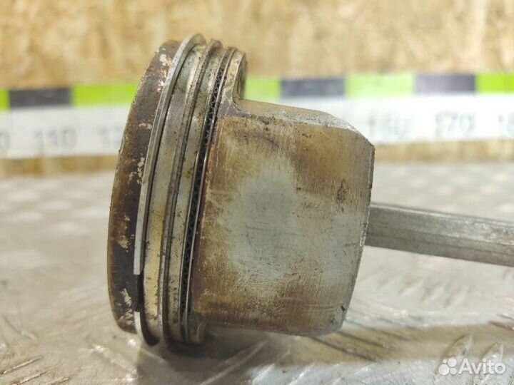 Поршень с шатуном Honda Civic 2006-2012