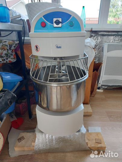 Тестомес Viatto DH-20B