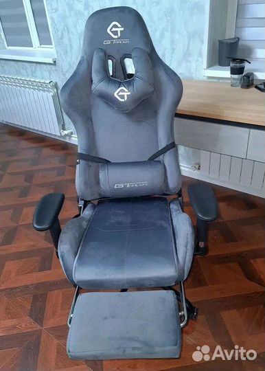 Офисное кресло (геймерское). Кресло для директора