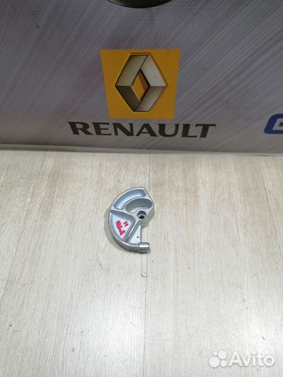 Педаль сцепления Renault logan stepway 2
