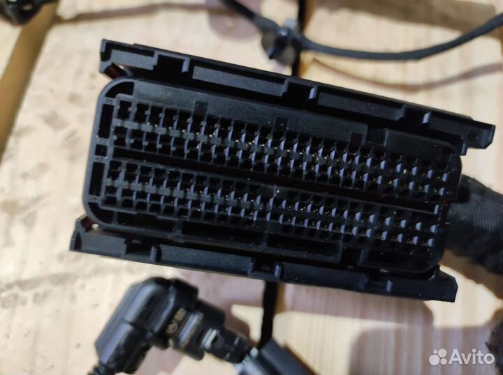 Проводка двс на Mercedes M264920