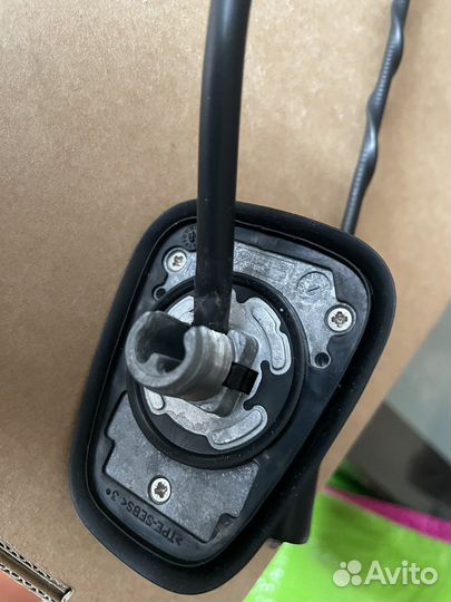 Автомобильная антенна на Nissan X Trail T32