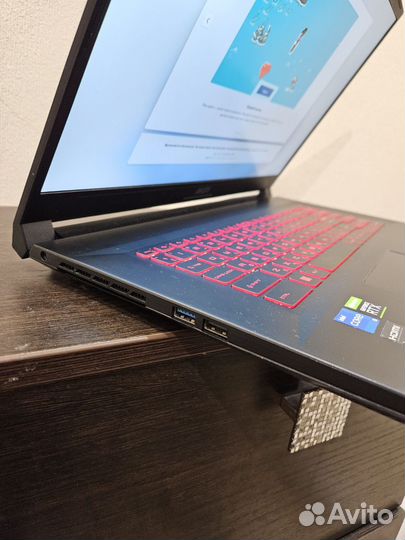 Игровой, мощный MSI katana gf76