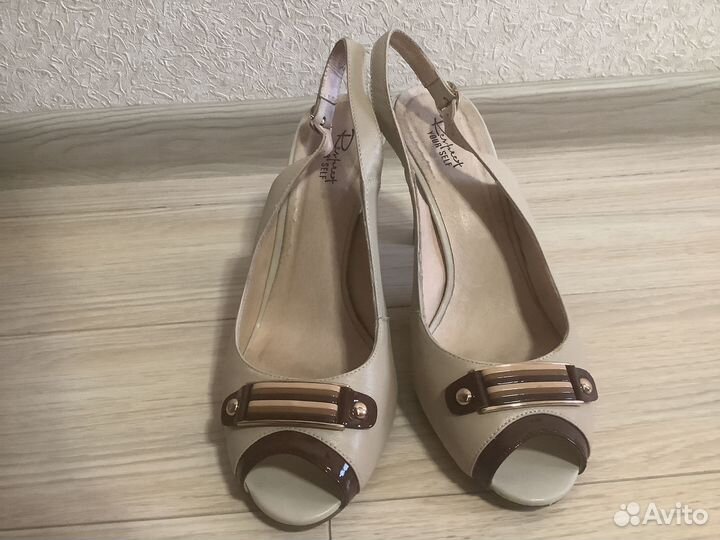Туфли женские 38 размер