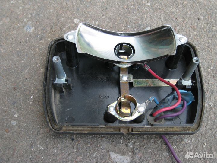 Фонарь задний