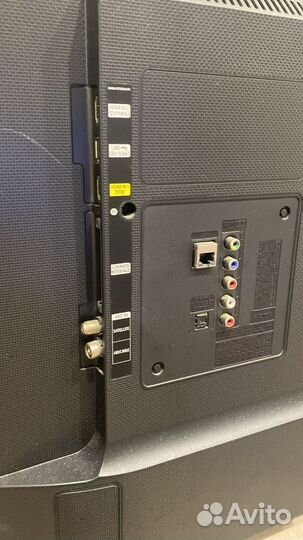 Продам телевизор samsung ue40j5200au