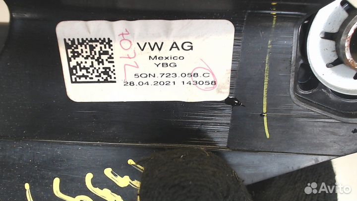 Педаль тормоза Volkswagen Taos, 2022