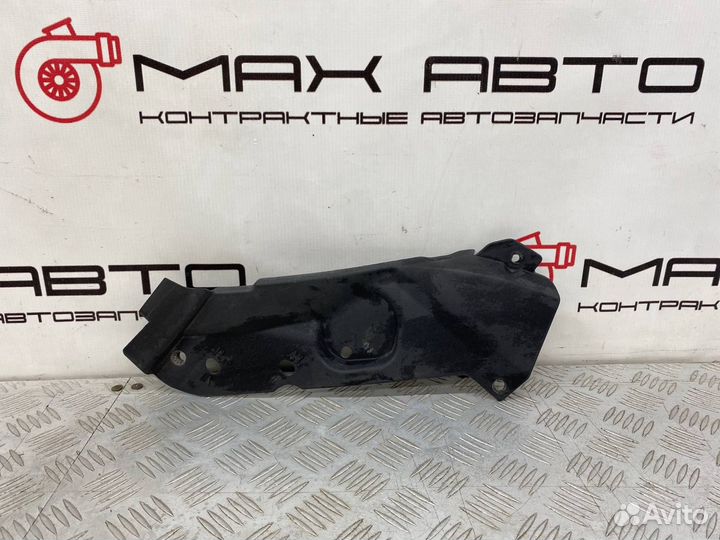 Б/У накладка фонаря (под фару, фонарь, стоп