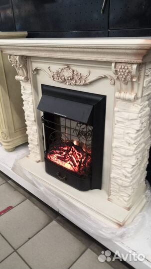 Электрокамин Royal Flame Luxemburg с очагом Fobos