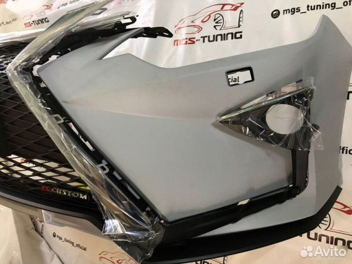 Бампер на Toyota Camry в стиле Lexus