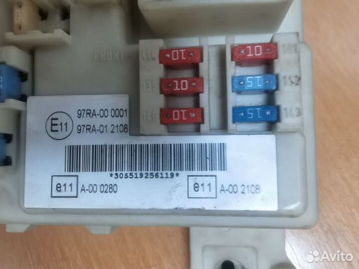 Внутренний блок предохранителей Ford Focus 2