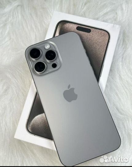 iPhone 15 Pro Max, 256 ГБ