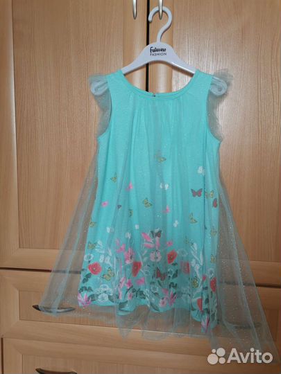 Продам платье для девочки