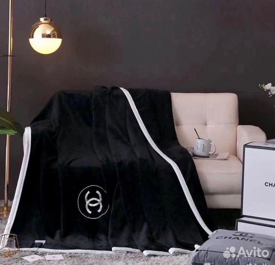 Плед Диор и Шанель в коробке подарочной